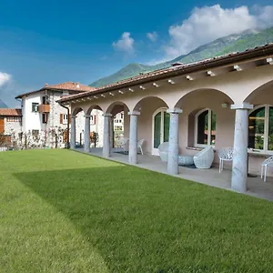 https://bianco-hotel.it-lombardy.com